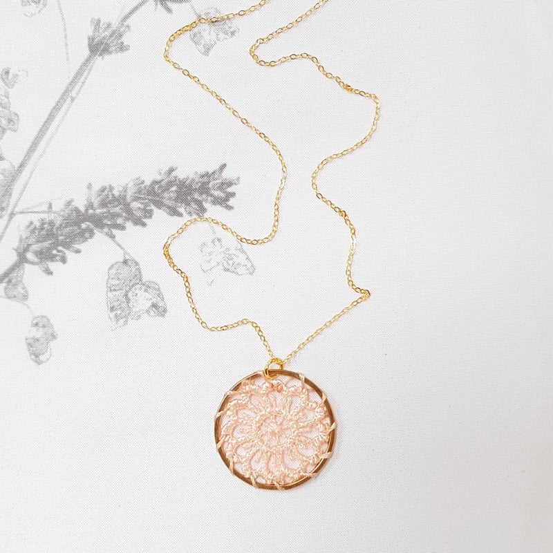 Dreams Necklace Blush.