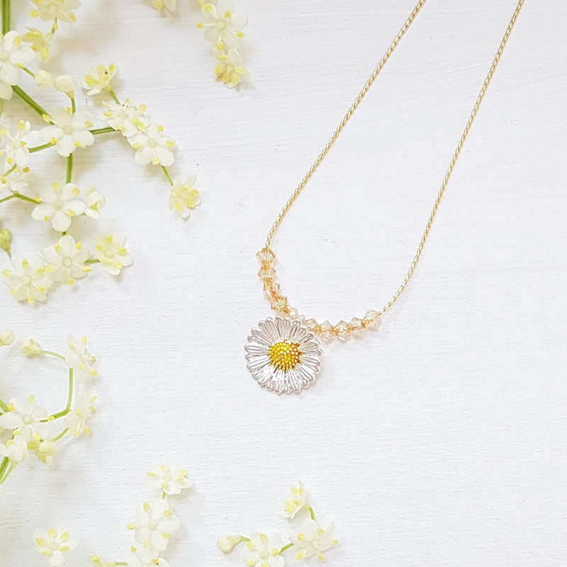 Daisy Necklace